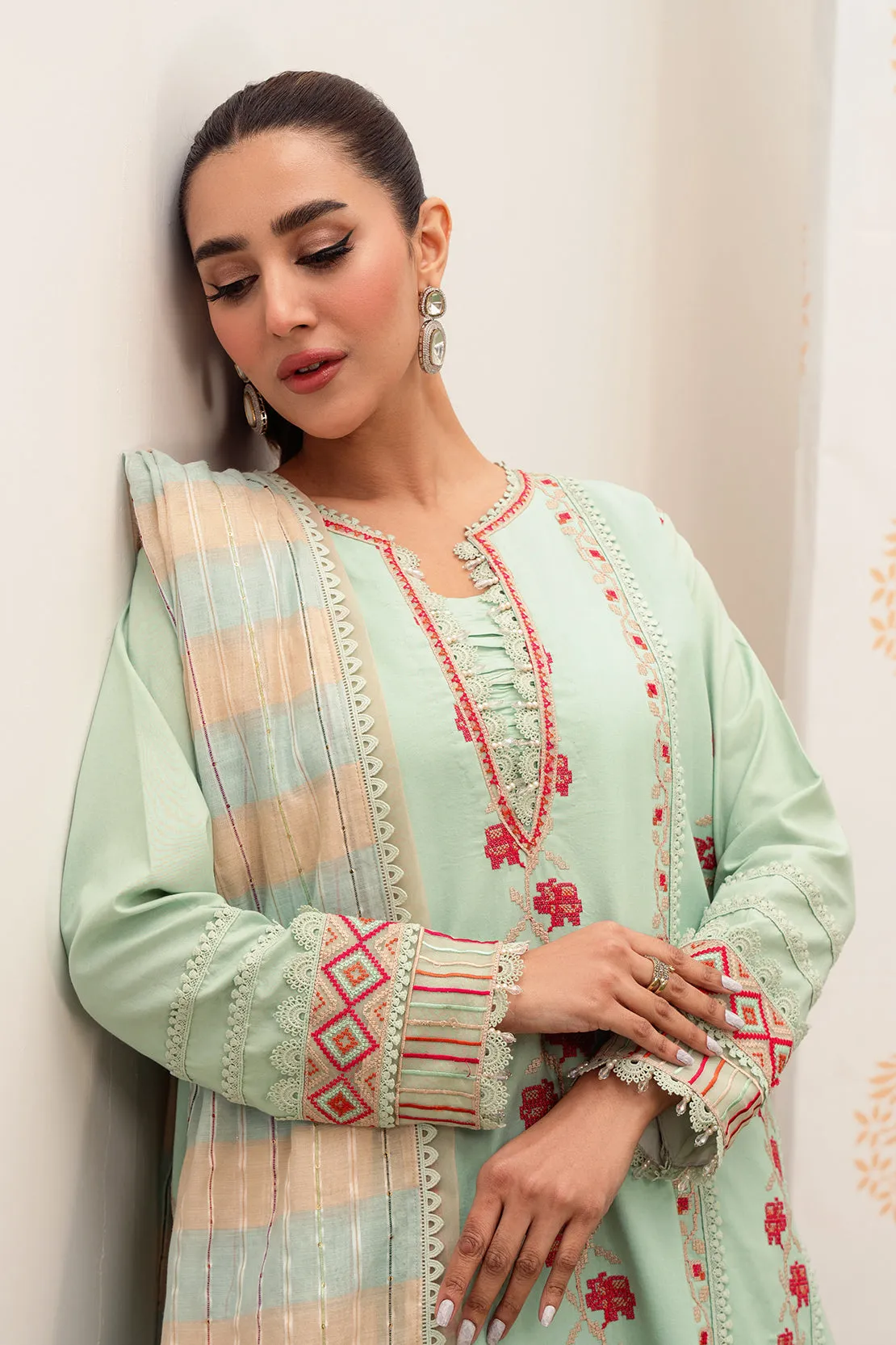 Dyed - 3 Pc Lawn Suit