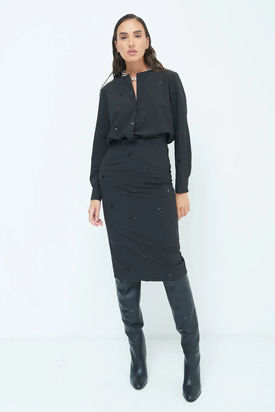 Elegant embroidered button-down shirt wholesale