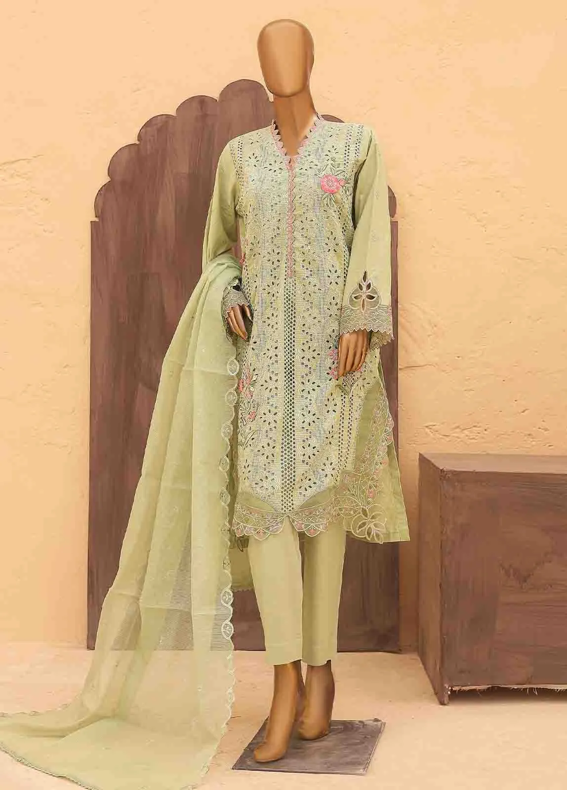 LF-HR-0133 B-3 Piece Chikankari Stitched Suit