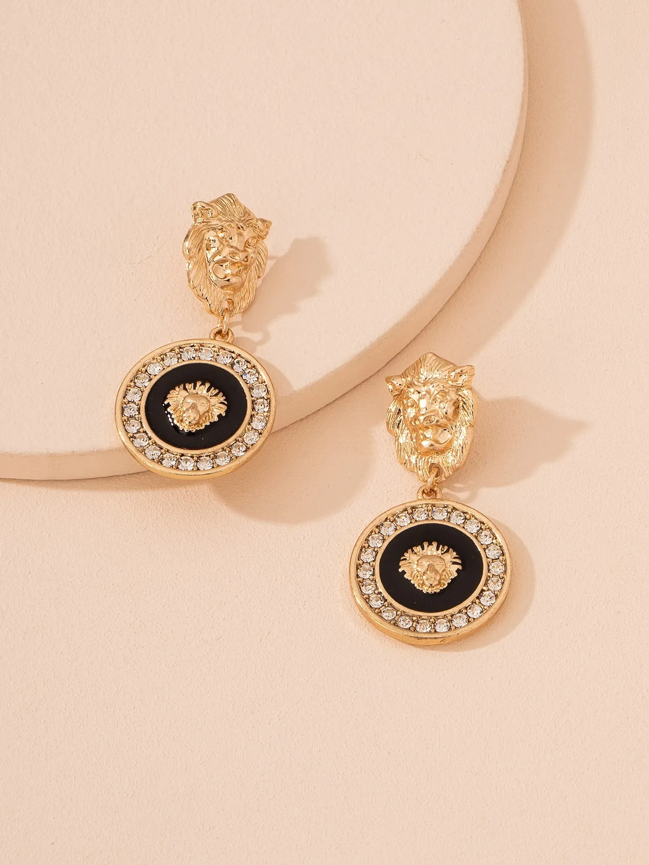 Lion Head Design Round Drop Earrings