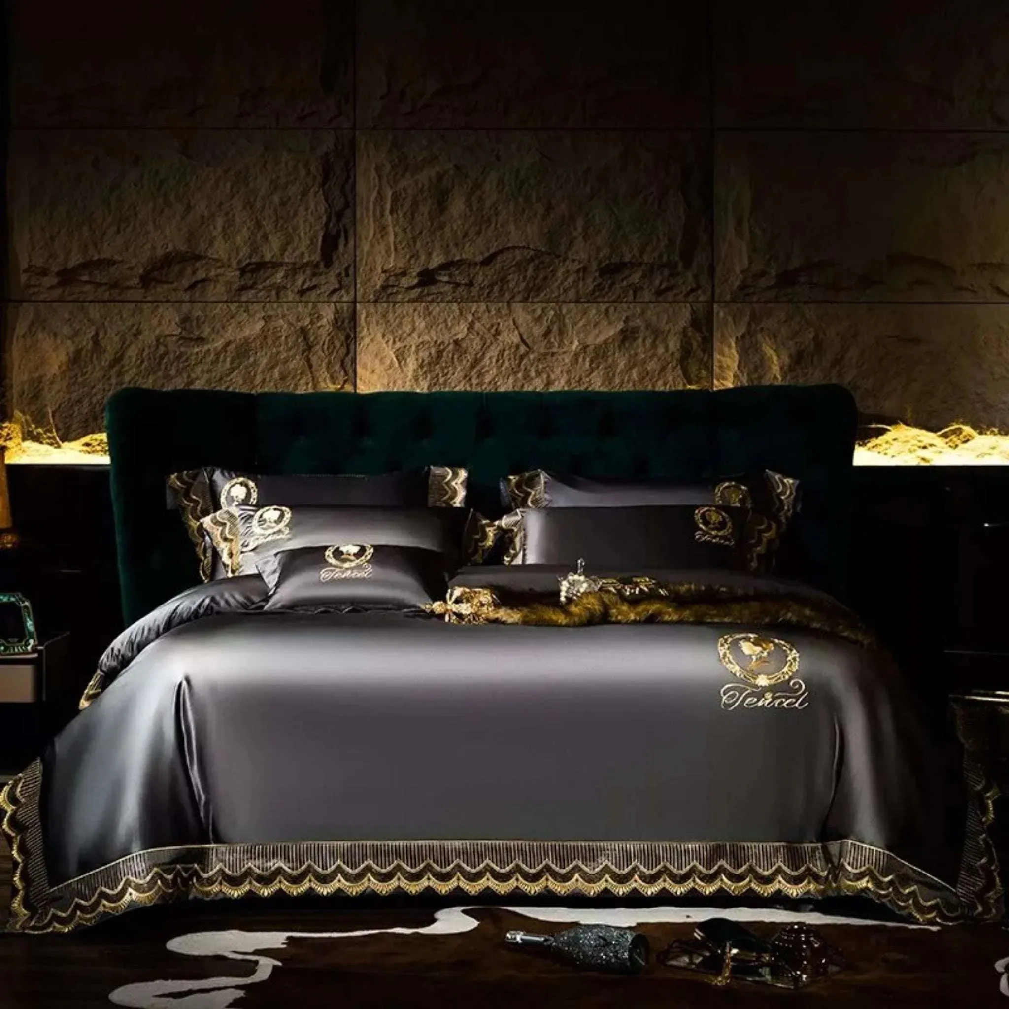 Luxury Silk and Cotton Embroidery Duvet Set 4/6Pcs
