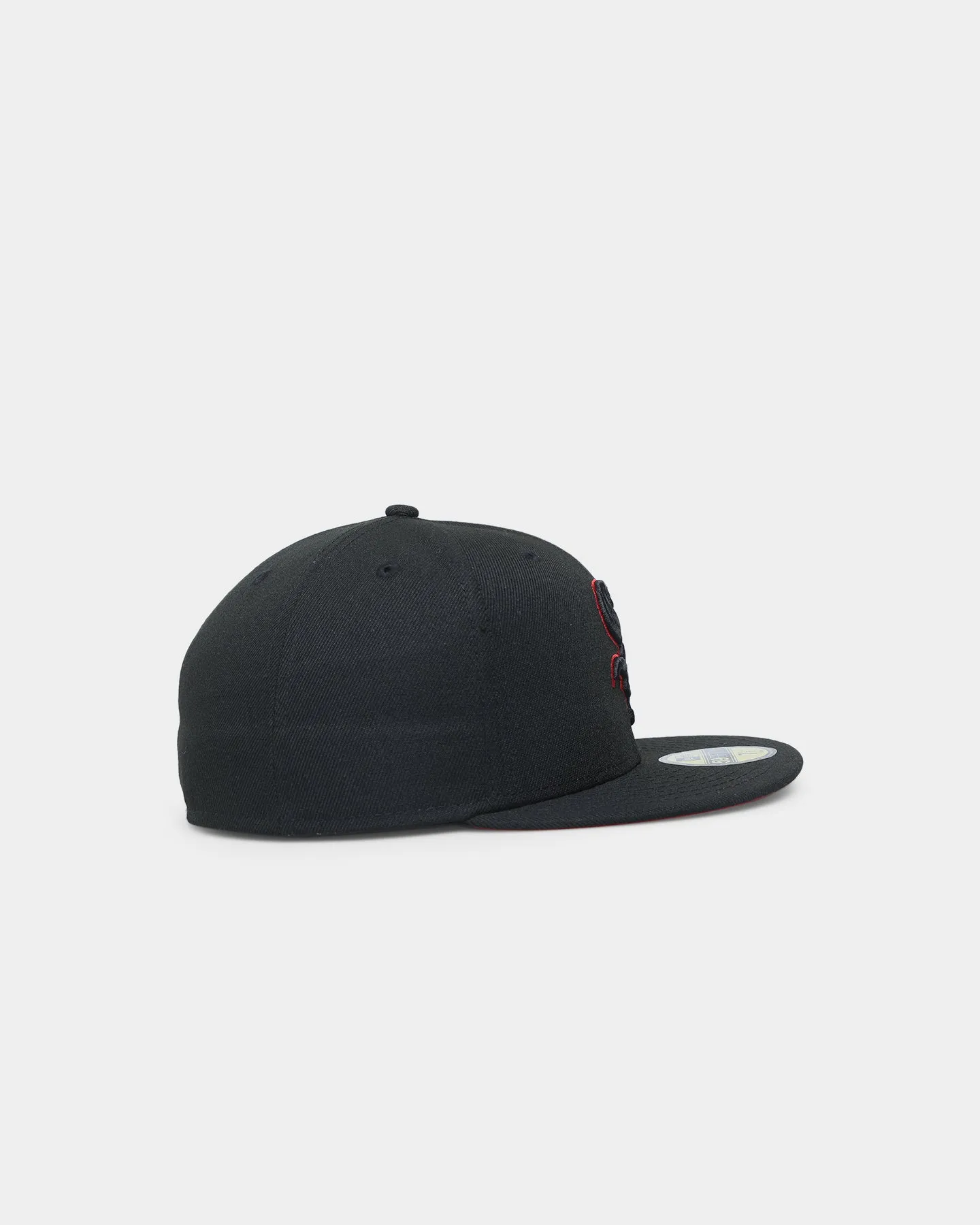 New Era Chicago White Sox "Scarlet Bottom" 59FIFTY Fitted Black/Scarlet