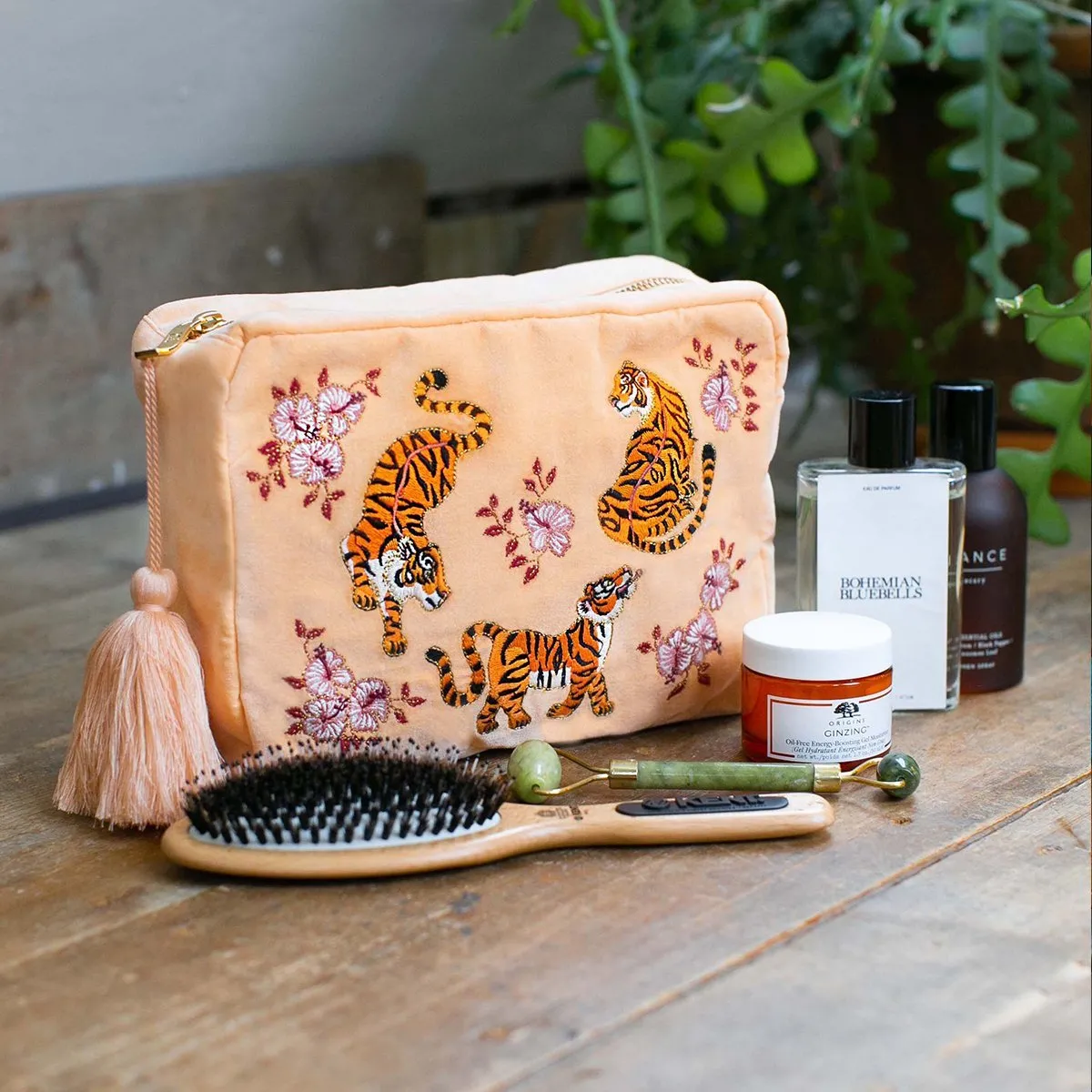 Tiger Wash Bag